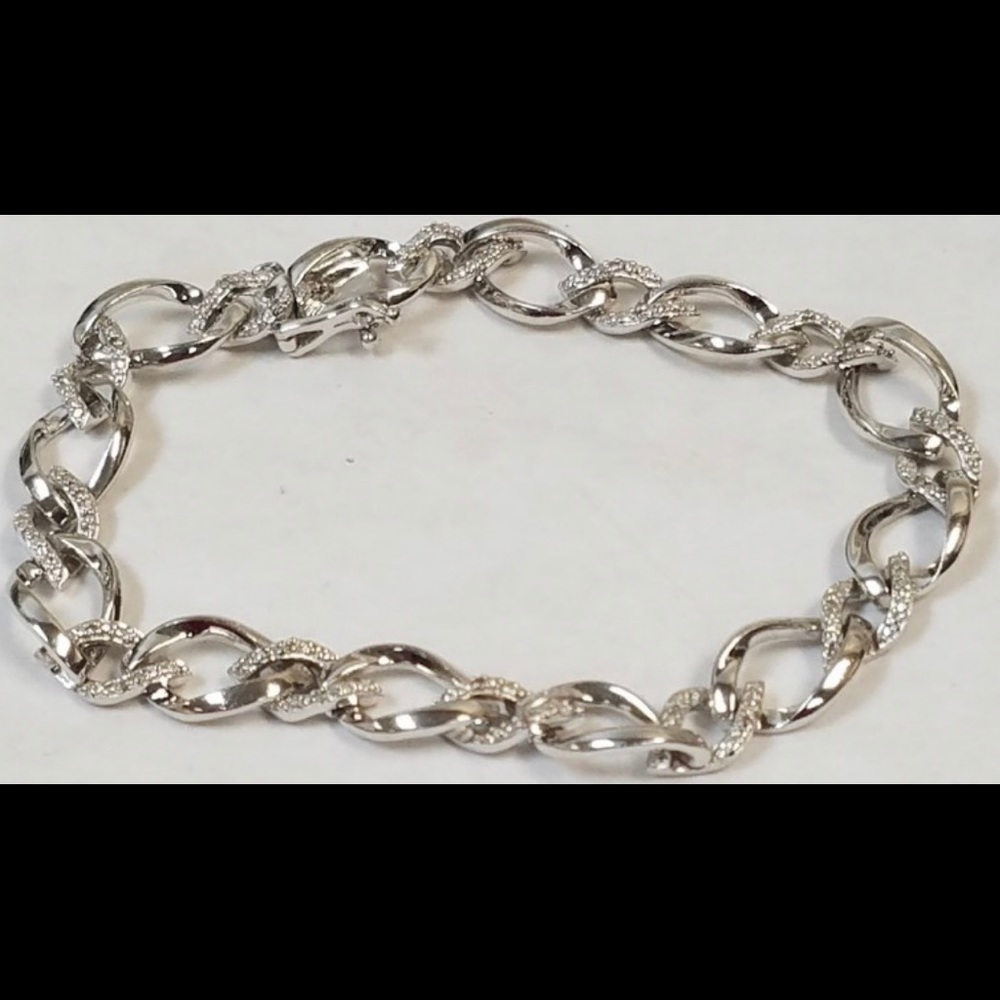 Sterling silver bracelet with crystals